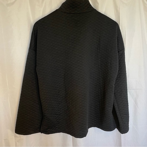 DAILY THREAD Women’s Black Wide Sleeve Quilted Sweatshirt Turtleneck Size Small - Picture 11 of 14